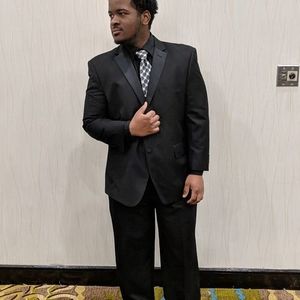 Meet your Posher, Nicholas